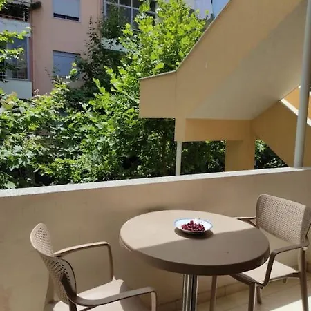 July's Apartment *
