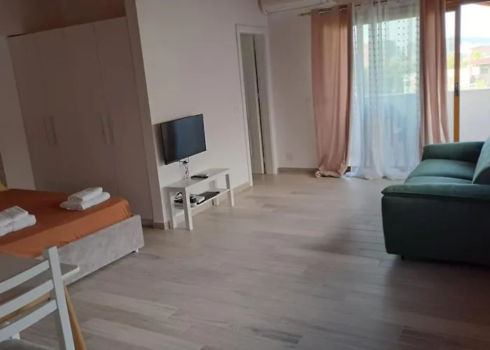 July's Appartement Vlorë